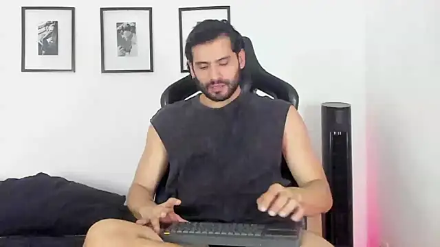 Snapshot of Dereck_vega chatting on 07.09.26 Dereck vega online show from 07.09.26