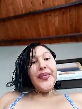 SamaraJay1 online show from 11.26.25