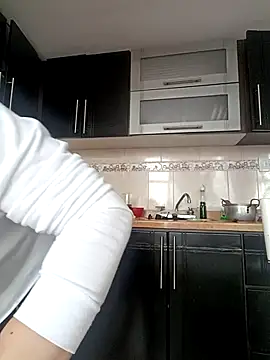 coral smitth online show from 10.06.25