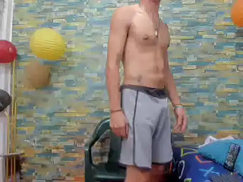 Snapshot of MasterSEX420 chatting on 01.12.25 MasterSEX420 online show from 01.12.25