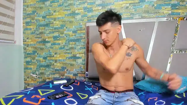 Snapshot of MasterSEX420 chatting on 01.29.25 MasterSEX420 online show from 01.29.25