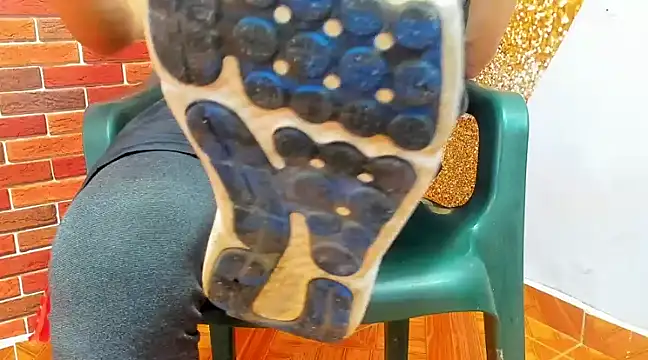 Snapshot of MasterSEX420 chatting on 02.23.25 MasterSEX420 online show from 02.23.25