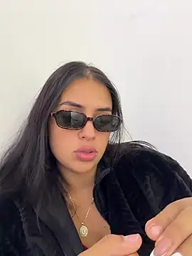 EmmaTorres  online show from 02.19.26