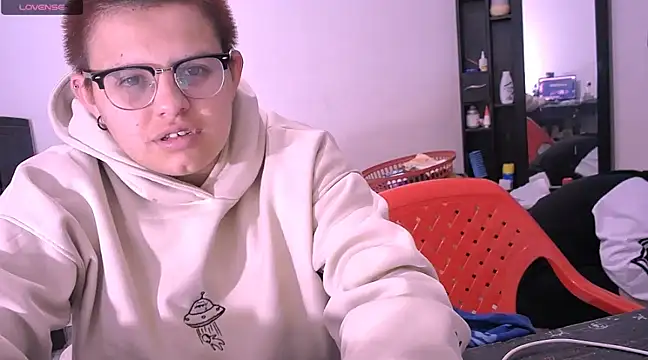 tatsumi nao online show from 12.15.24