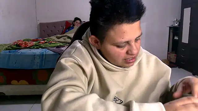 tatsumi nao online show from 10.05.25