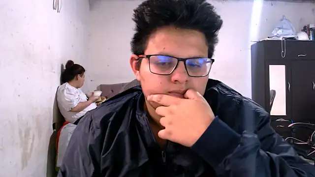 tatsumi nao online show from 11.23.25