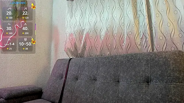 Snapshot of samanthaeliott22 chatting on 11.07.25 samanthaeliott22 online show from 11.07.25