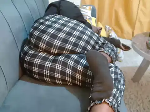 leslysexygirl online show from 11.18.25