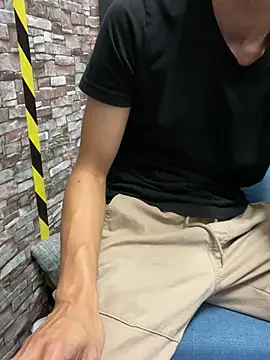 Snapshot of zeck80 chatting on 01.23.25 zeck80 online show from 01.23.25