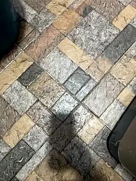 Snapshot of zeck80 chatting on 11.15.25 zeck80 online show from 11.15.25