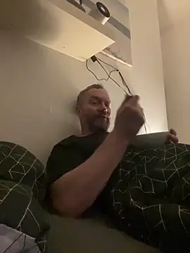 Snapshot of Rockburg chatting on 12.27.24 Rockburg online show from 12.27.24