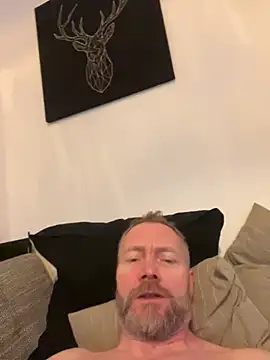 Snapshot of Rockburg chatting on 03.09.25 Rockburg online show from 03.09.25