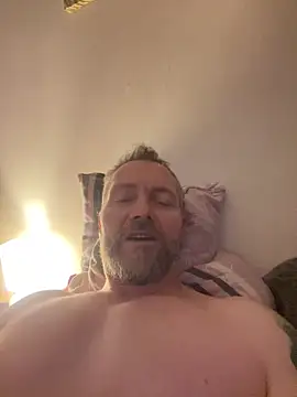 Snapshot of Rockburg chatting on 03.11.25 Rockburg online show from 03.11.25