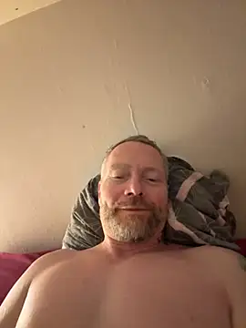 Snapshot of Rockburg chatting on 11.06.25 Rockburg online show from 11.06.25