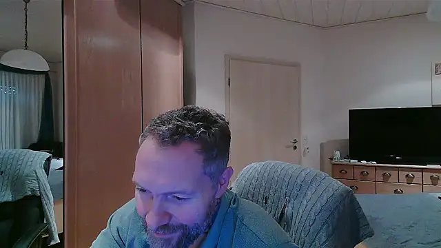 Snapshot of Rockburg chatting on 01.17.26 Rockburg online show from 01.17.26