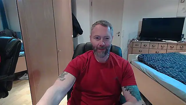 Snapshot of Rockburg chatting on 03.24.26 Rockburg online show from 03.24.26