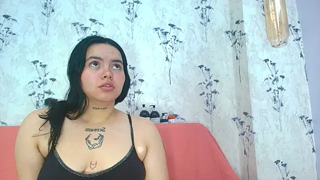 Mia candy 0 online show from 02.08.25