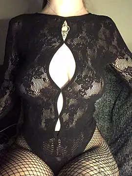 indie-rayne online show from 12.06.24