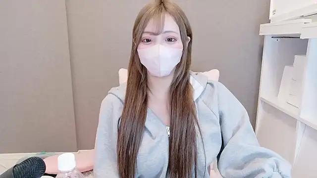  chanMOMO  online show from 03.20.26