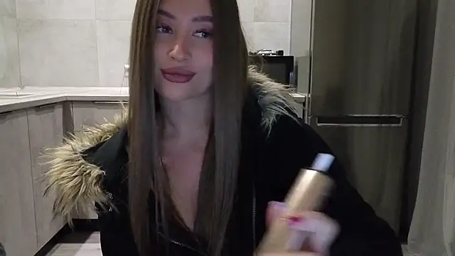 Snapshot of Cinderella____ chatting on 02.23.26 Cinderella online show from 02.23.26