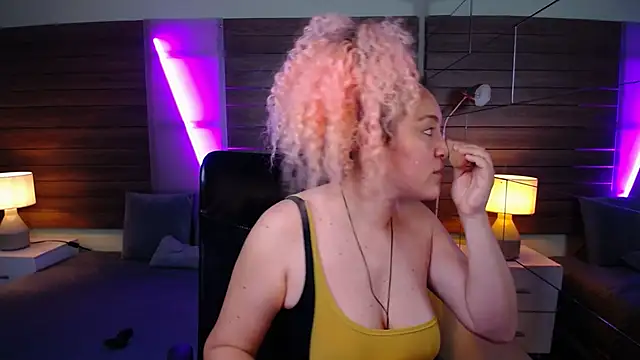 Kateryn  online show from 01.25.25