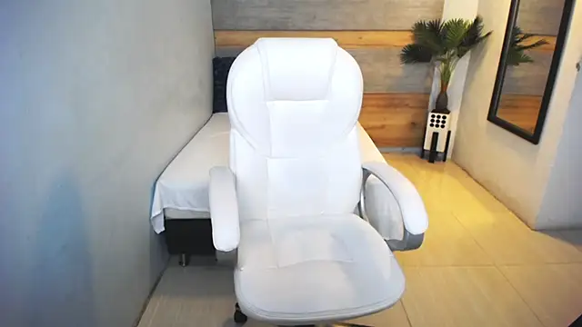 liseth fox online show from 12.07.24