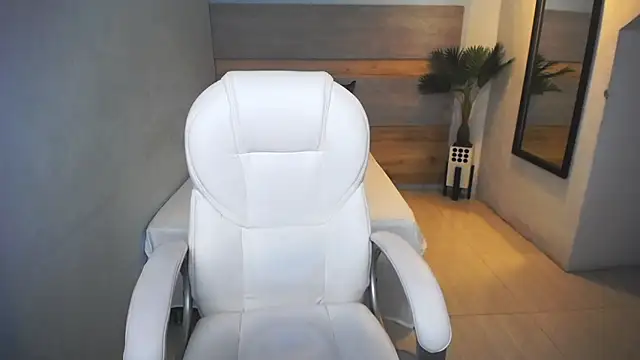 liseth fox online show from 12.12.24