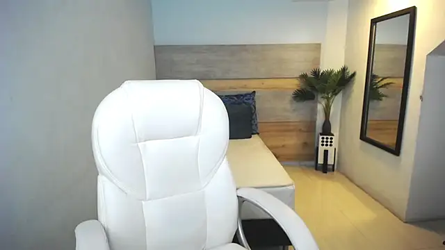 liseth fox online show from 01.13.25