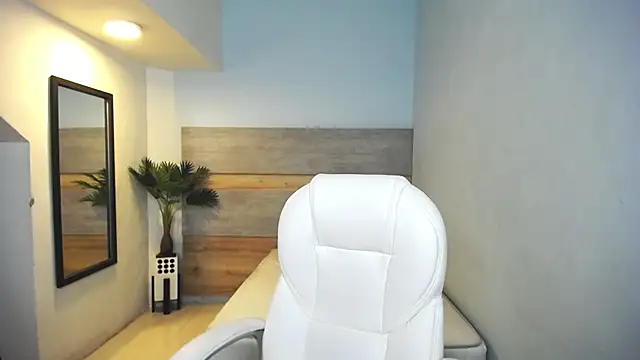 liseth fox online show from 01.14.25