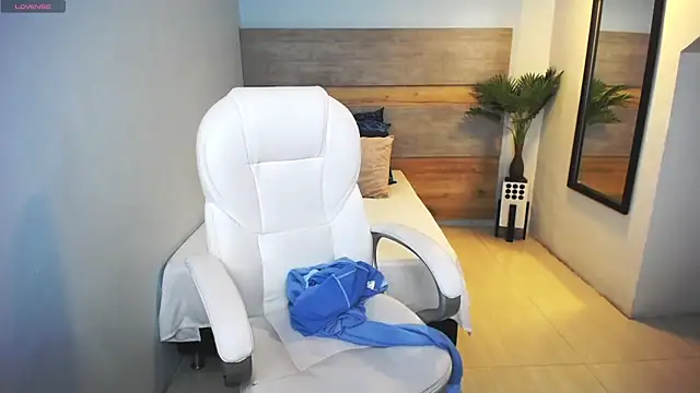 liseth fox online show from 02.08.25