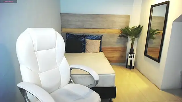 liseth fox online show from 03.07.25