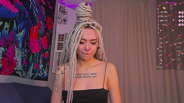 Snapshot of Grace_Walker chatting on 01.15.25 Grace Walker online show from 01.15.25