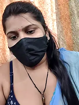 Snapshot of Hotty-simran chatting on 10.04.25 Hotty-simran online show from 10.04.25