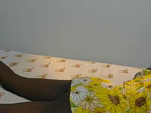 Snapshot of berbie_ chatting on 11.02.25 berbie online show from 11.02.25