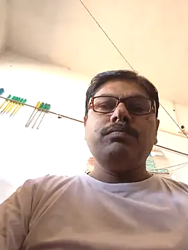 Snapshot of Srmotrs chatting on 02.08.26 Srmotrs online show from 02.08.26