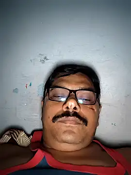 Snapshot of Srmotrs chatting on 02.23.26 Srmotrs online show from 02.23.26