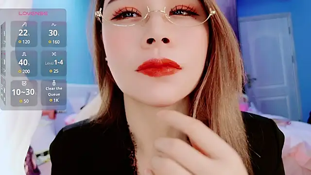 Snapshot of HU131452 chatting on 12.12.24 HU131452 online show from 12.12.24