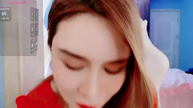 Snapshot of HU131452 chatting on 02.05.25 HU131452 online show from 02.05.25