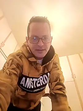 Snapshot of SperMaster_dom chatting on 11.05.25 SperMaster dom online show from 11.05.25