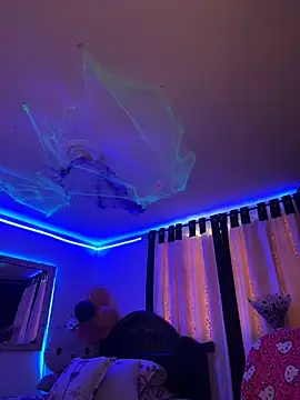 touchm cockhard online show from 10.19.25