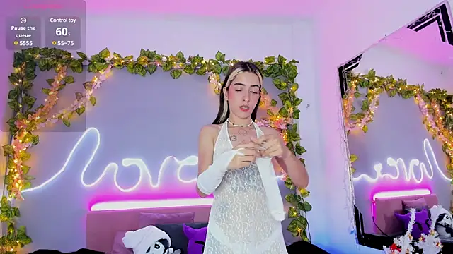 YouliteSllut2 online show from 12.20.24