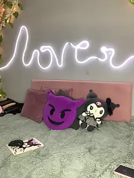 YouliteSllut2 online show from 12.22.24