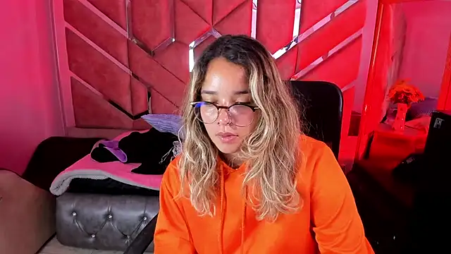 Olivia Fox69 online show from 09.28.25