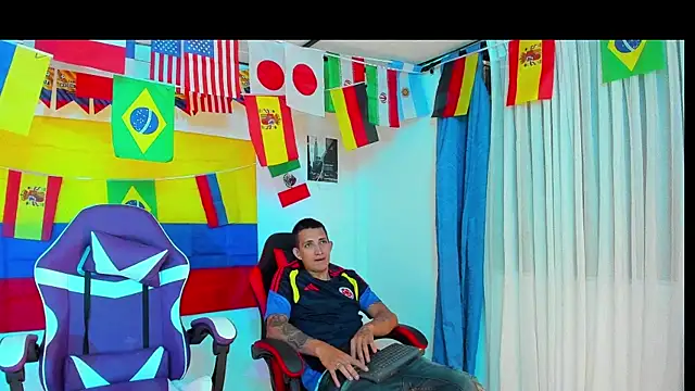 parejacaliente20154 online show from 07.01.26