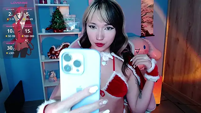 Artic love online show from 12.26.24