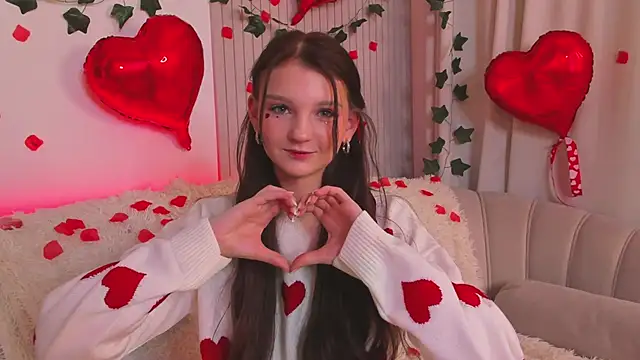 Snapshot of CindyGarrison chatting on 02.13.25 CindyGarrison online show from 02.13.25