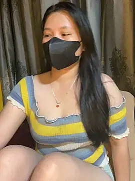 Snapshot of Sexyass13 chatting on 04.08.26 Sexyass13 online show from 04.08.26