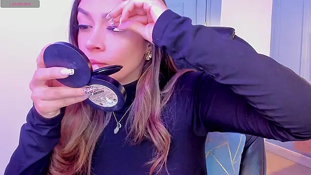 Victoria romanox online show from 01.27.25