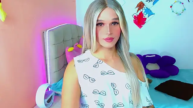 TaylorMon online show from 10.14.25