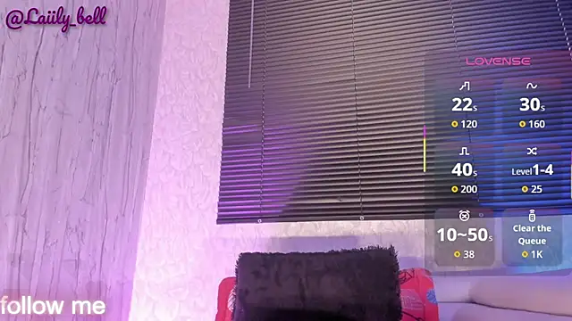 LaiilyBell12 online show from 09.27.25